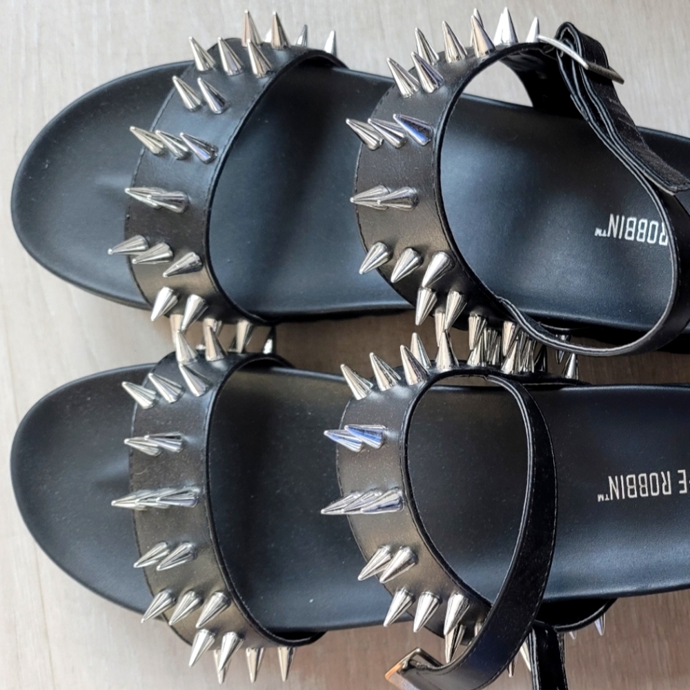 Black sandals